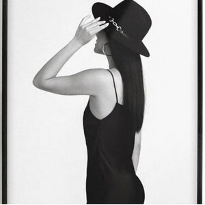 This post is for live show